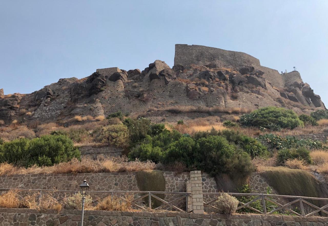 La Dolce Vita , Fronte Mare Castelsardo Buitenkant foto