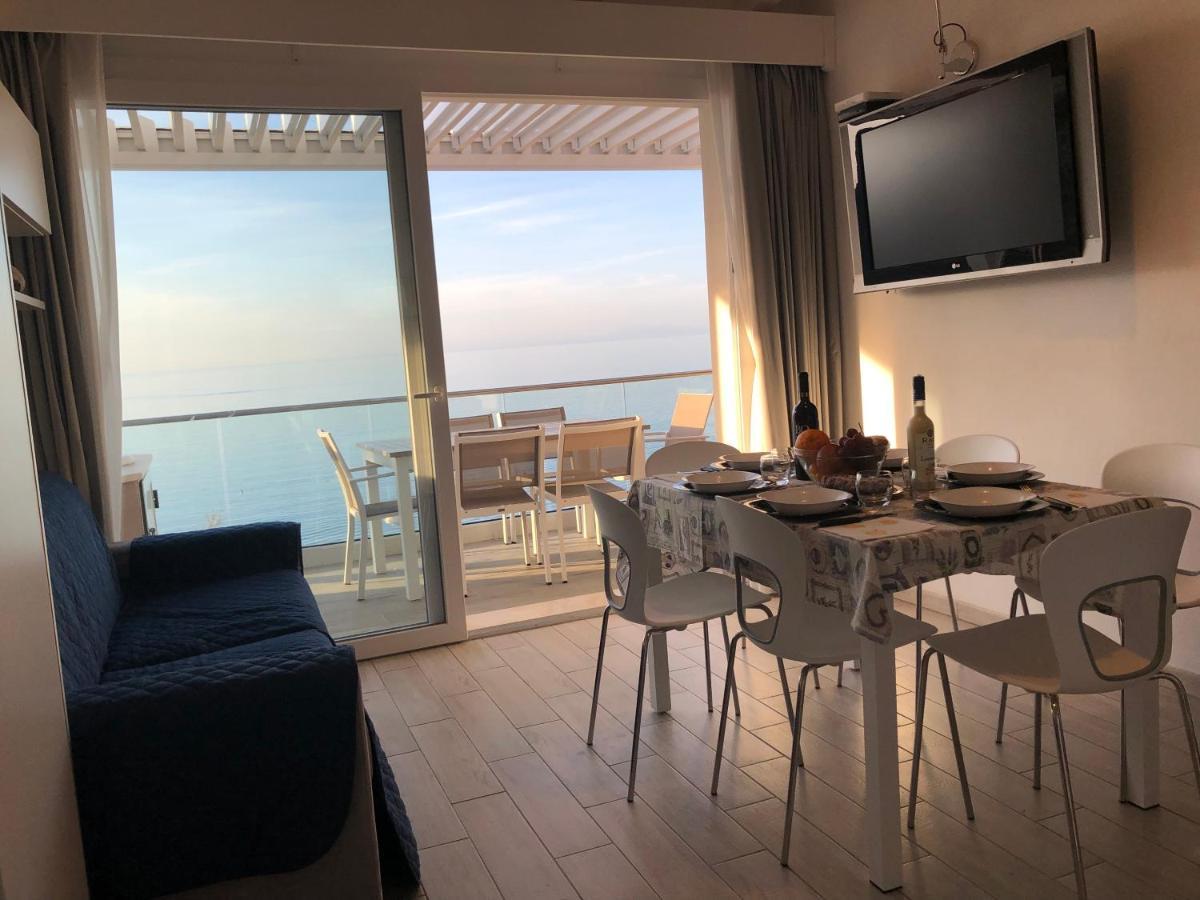 La Dolce Vita , Fronte Mare Castelsardo Buitenkant foto